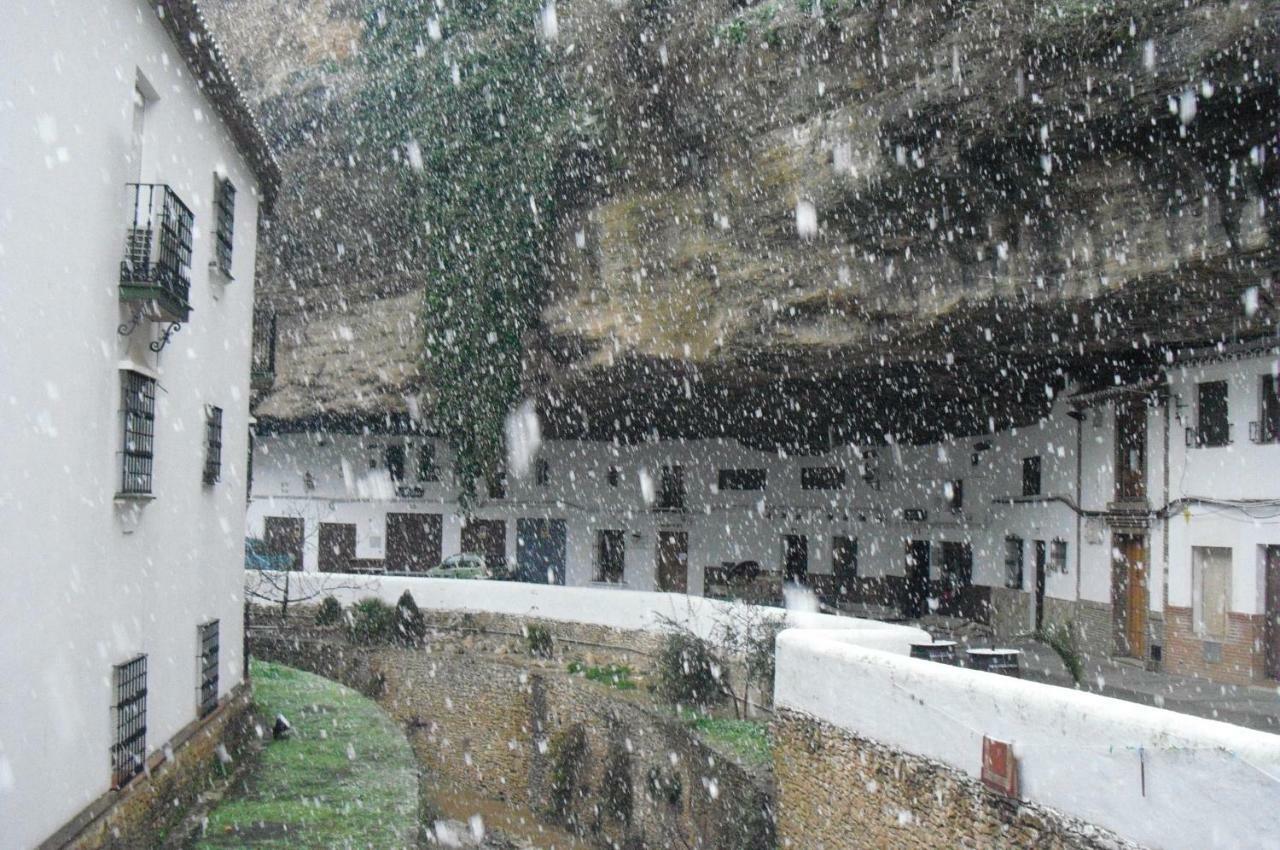 Ferienwohnung La Casa Del Rio Setenil De Las Bodegas Exterior foto